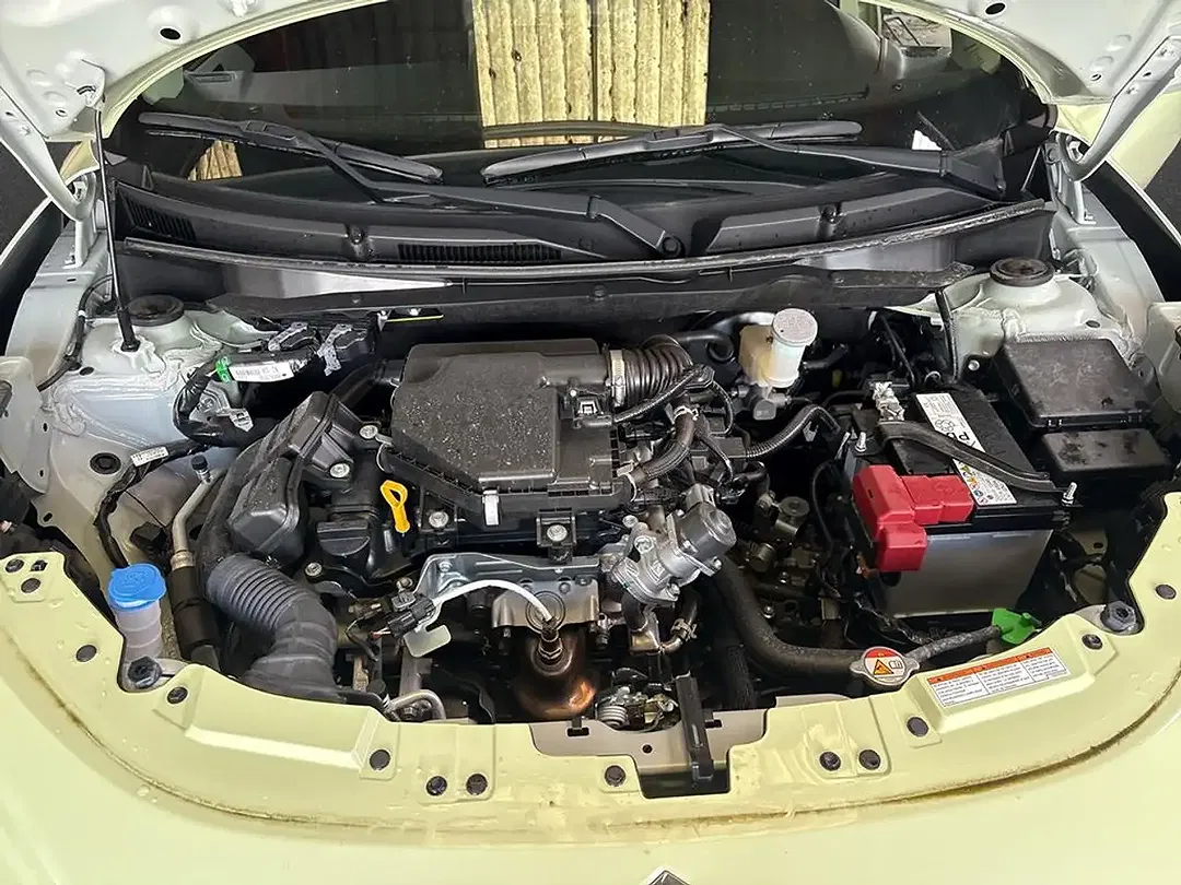 Suzuki Swift - Thumbnail 5