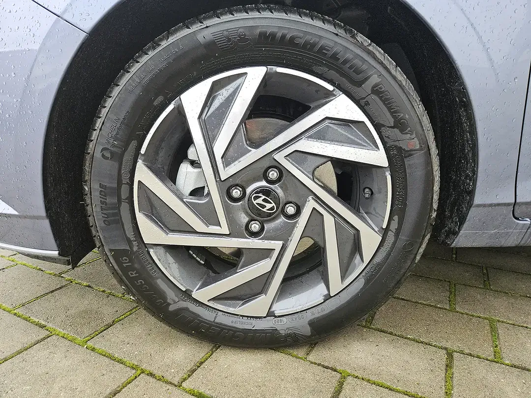 Hyundai i20 - Thumbnail 15