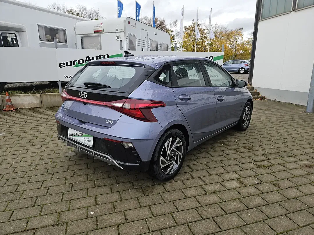 Hyundai i20 - Thumbnail 5