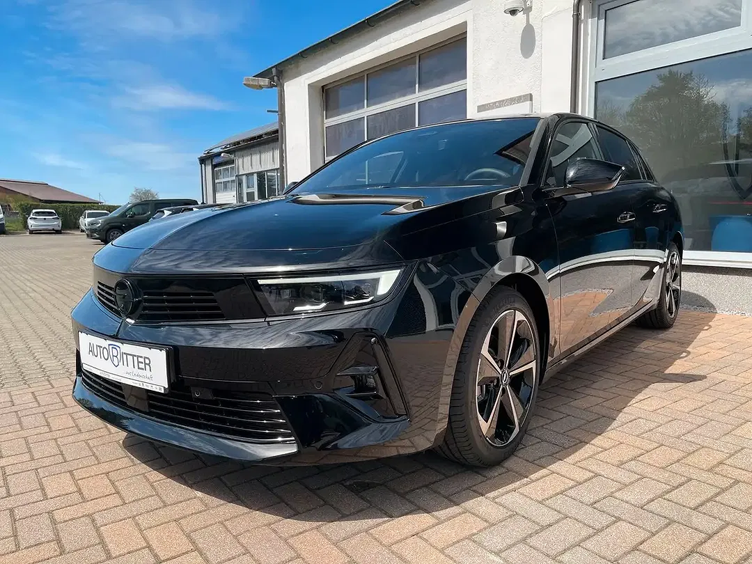 Opel Astra - Thumbnail 3