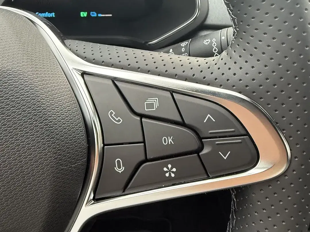 Renault Captur - Thumbnail 14