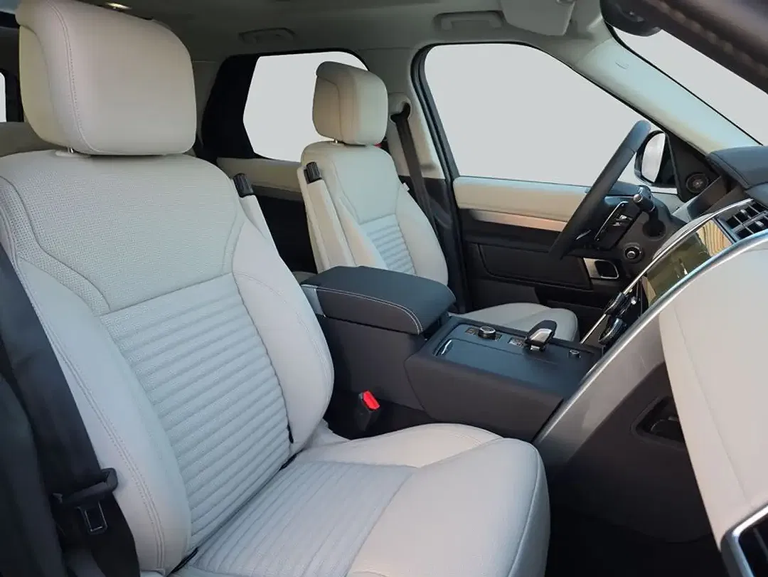 Land Rover Discovery - Thumbnail 3