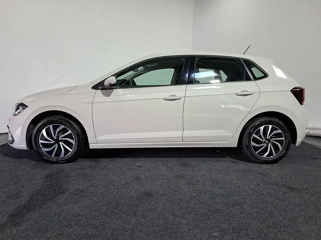 Volkswagen Polo - Thumbnail 7