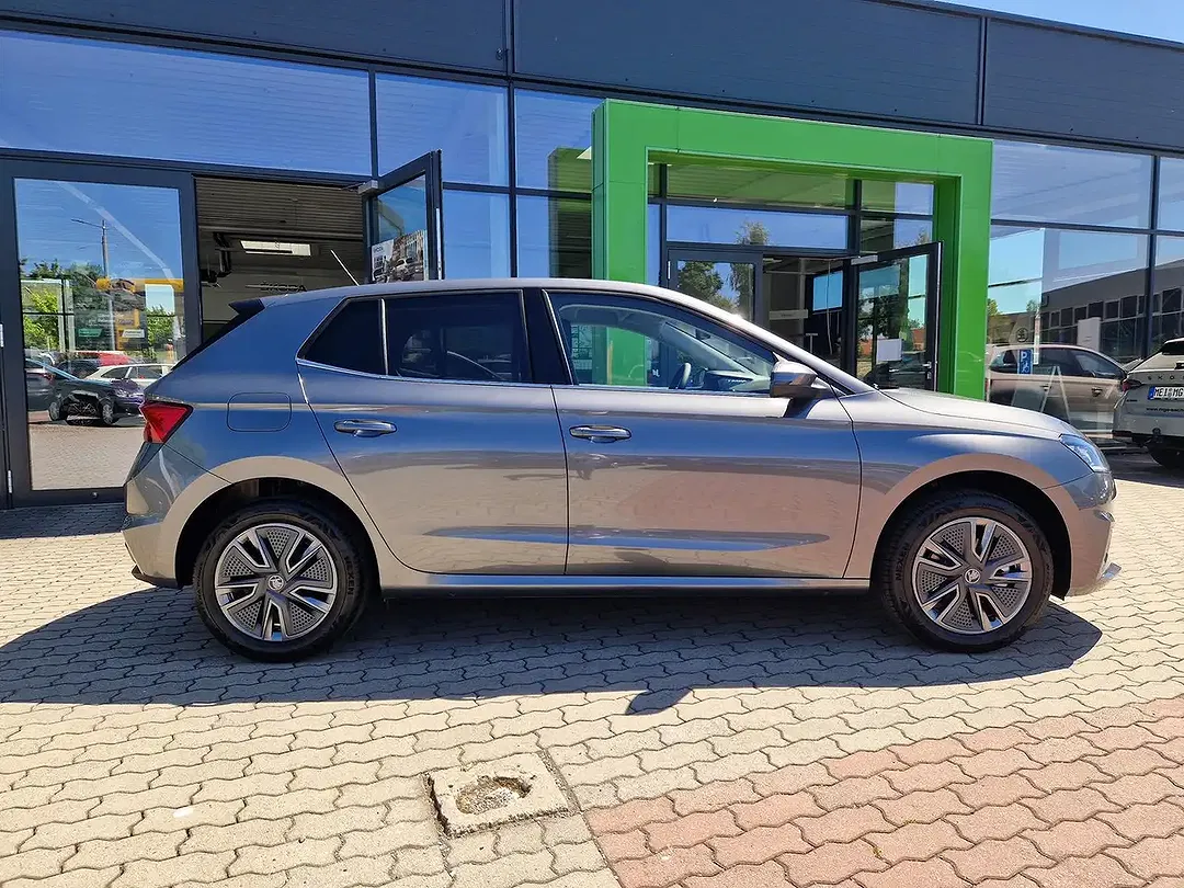 Skoda Fabia - Thumbnail 5