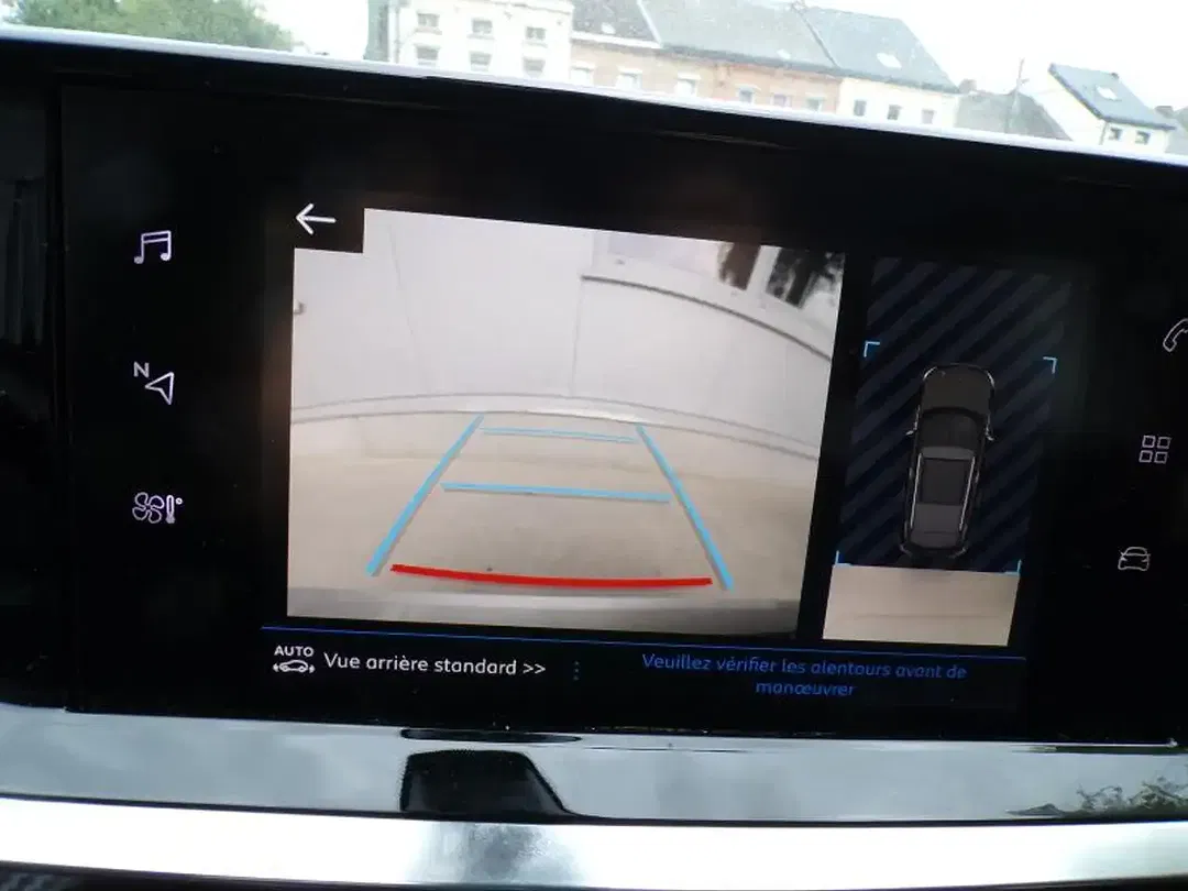 Peugeot 2008 - Thumbnail 5