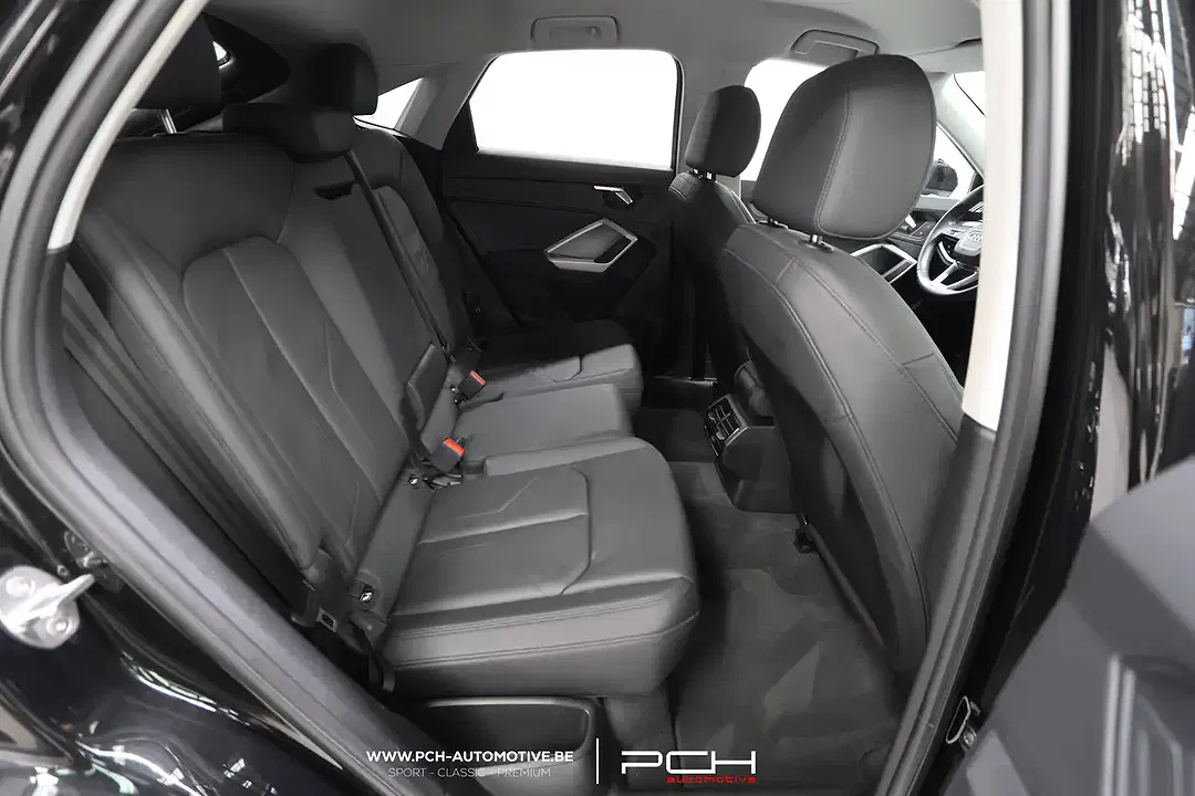 Audi Q3 - Thumbnail 11