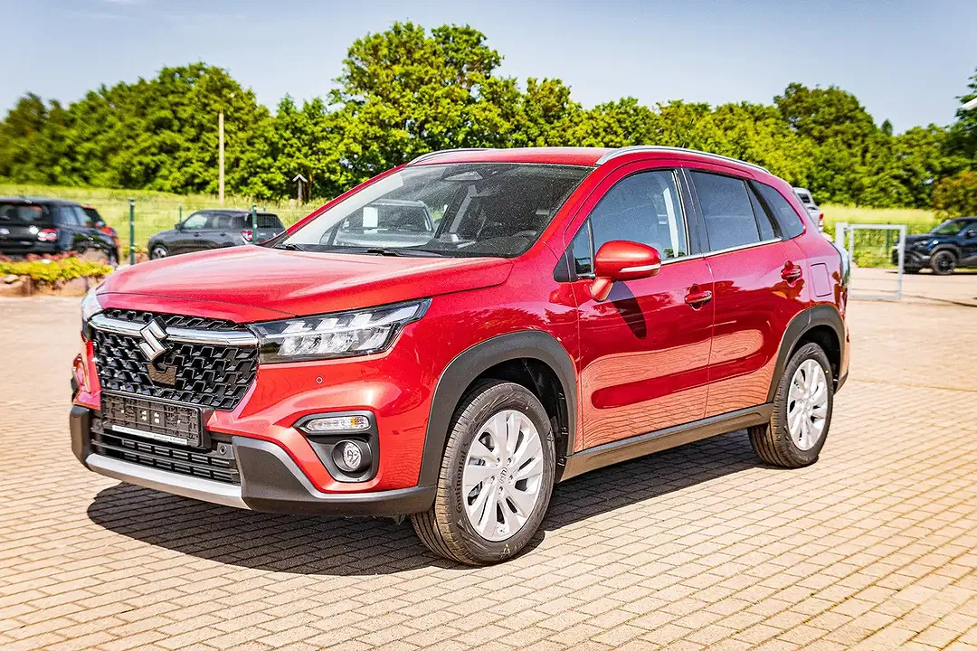 Suzuki S-Cross - Thumbnail 1