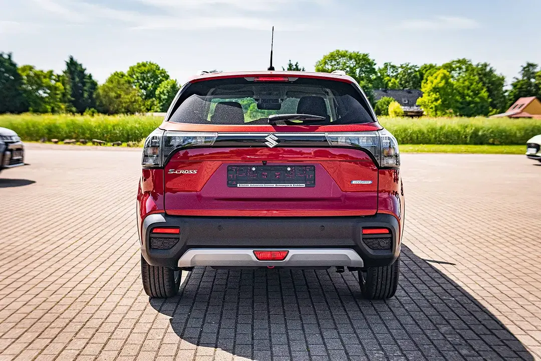 Suzuki S-Cross - Thumbnail 5