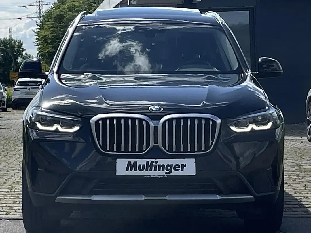BMW X3 - Thumbnail 3