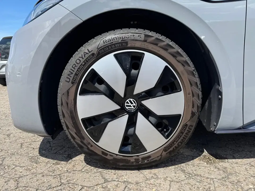 Volkswagen ID.3 - Thumbnail 8