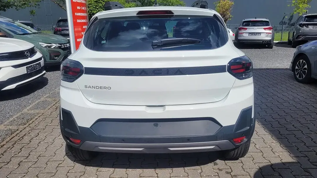 Dacia Sandero - Thumbnail 5