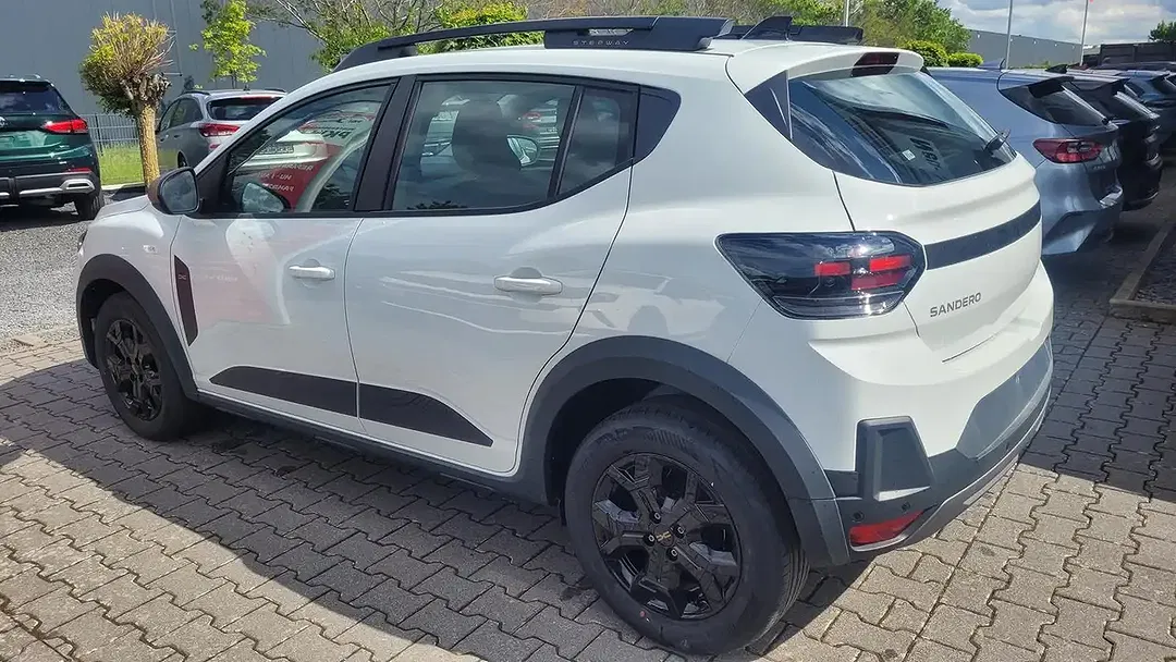 Dacia Sandero - Thumbnail 6