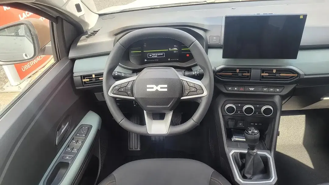 Dacia Sandero - Thumbnail 8