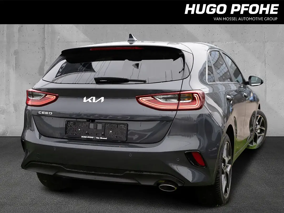 Kia Ceed / cee'd - Thumbnail 2