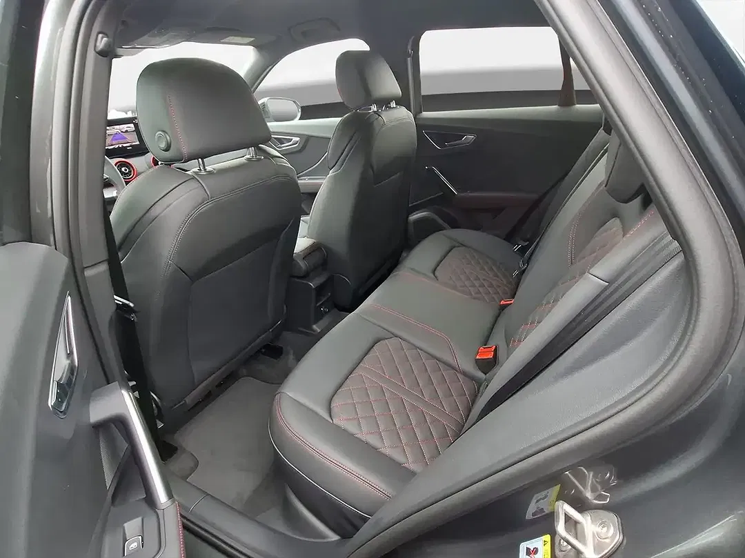 Audi Q2 - Thumbnail 3
