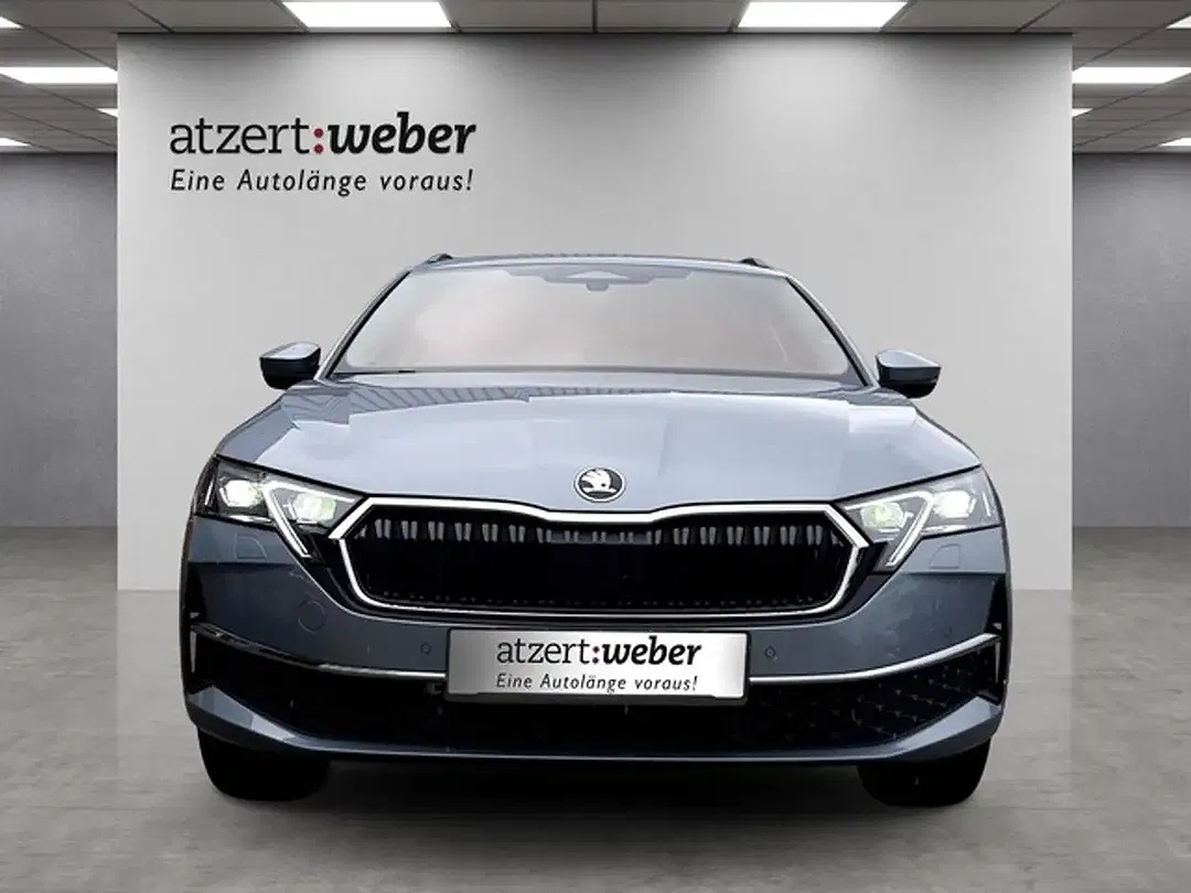 Skoda Octavia - Thumbnail 3