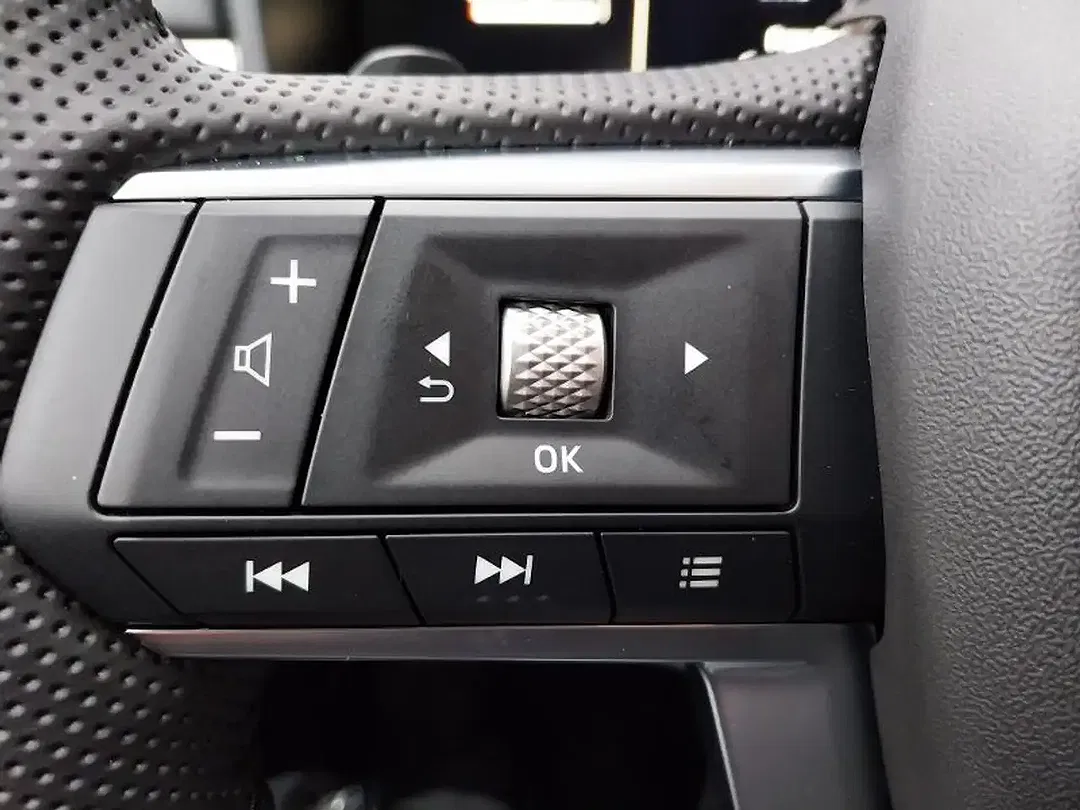 Mitsubishi Outlander - Thumbnail 13
