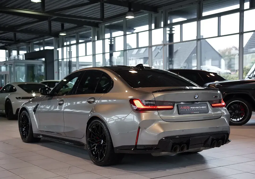 BMW M3 - Thumbnail 9