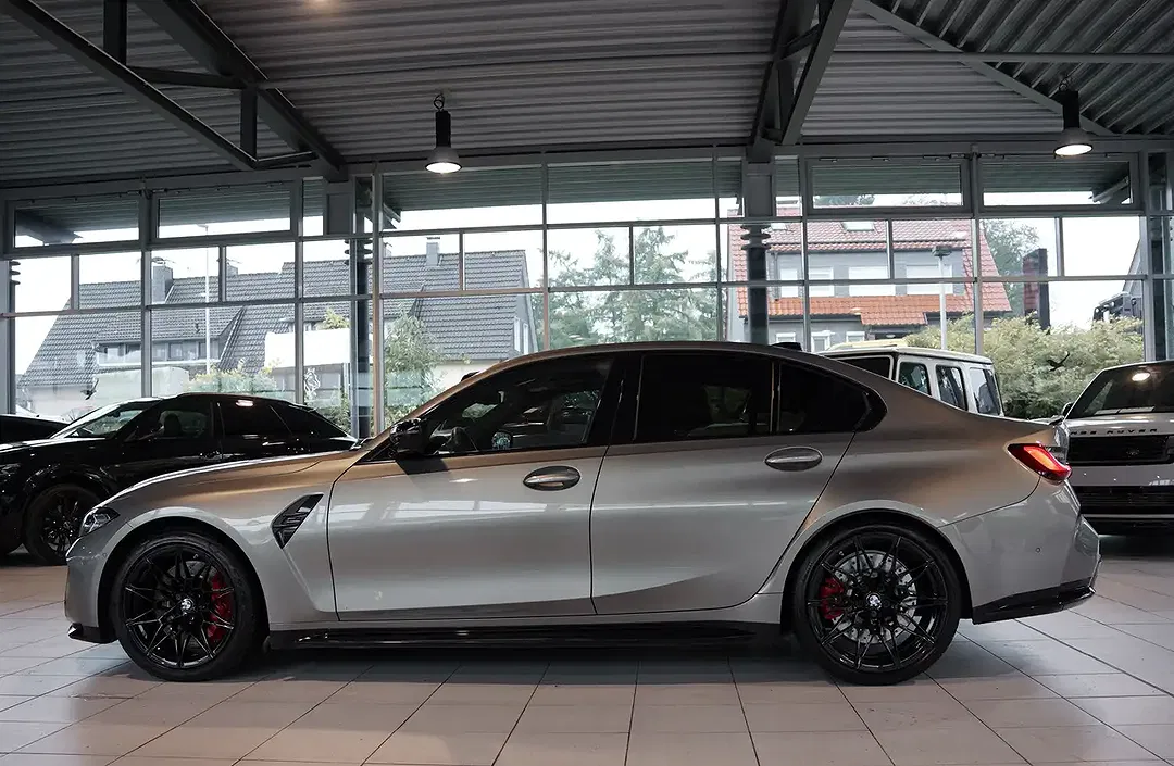 BMW M3 - Thumbnail 10