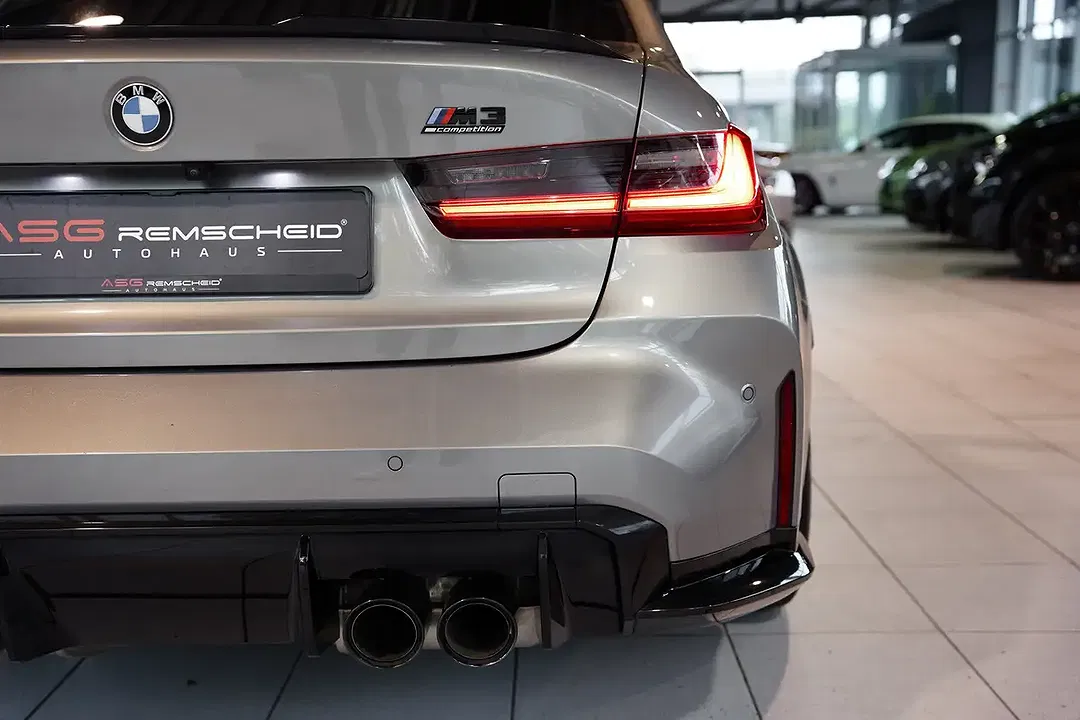 BMW M3 - Thumbnail 13
