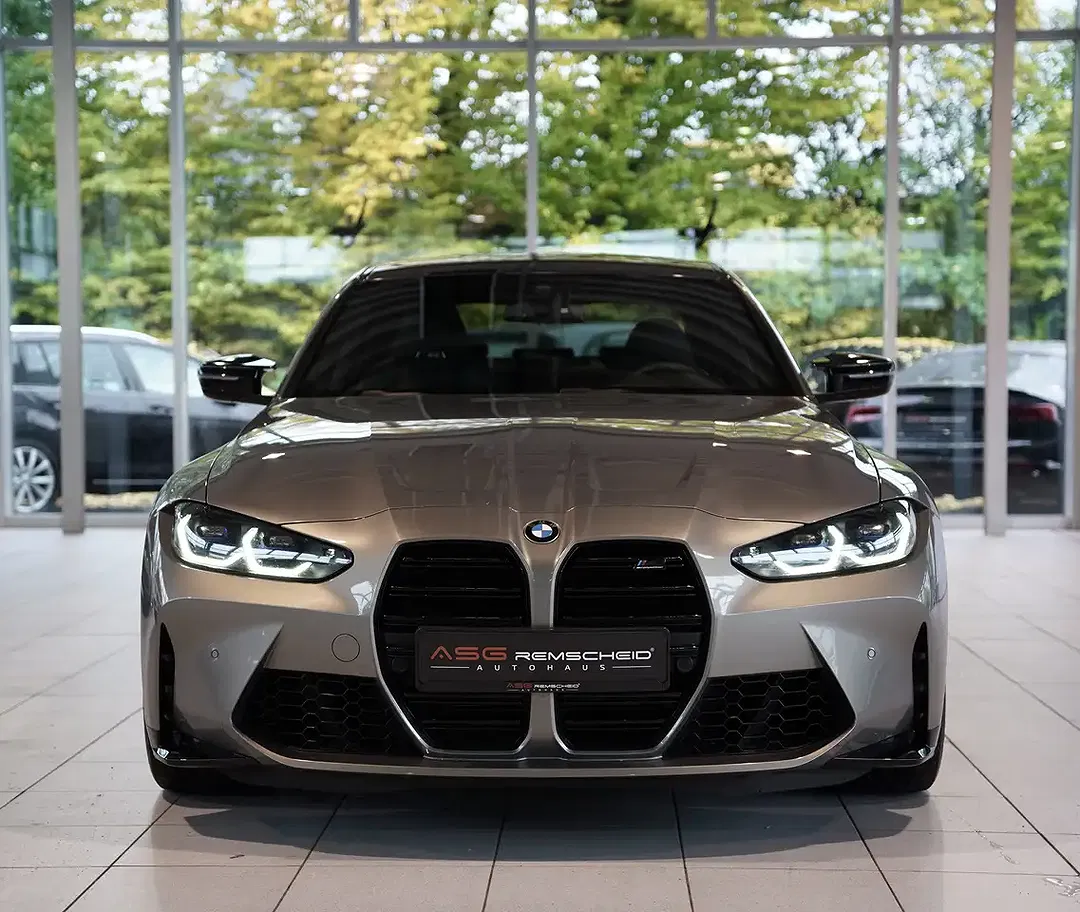 BMW M3 - Thumbnail 2