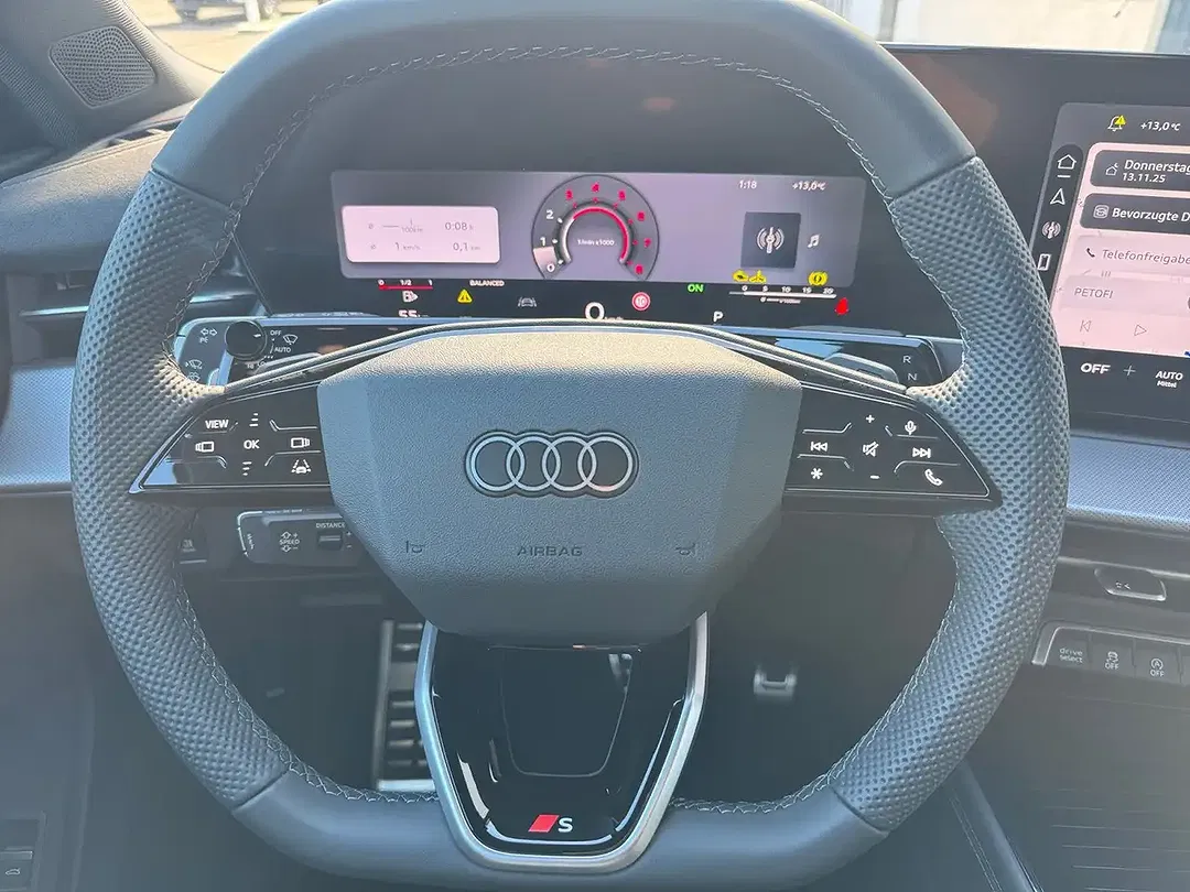 Audi Q3 - Thumbnail 13