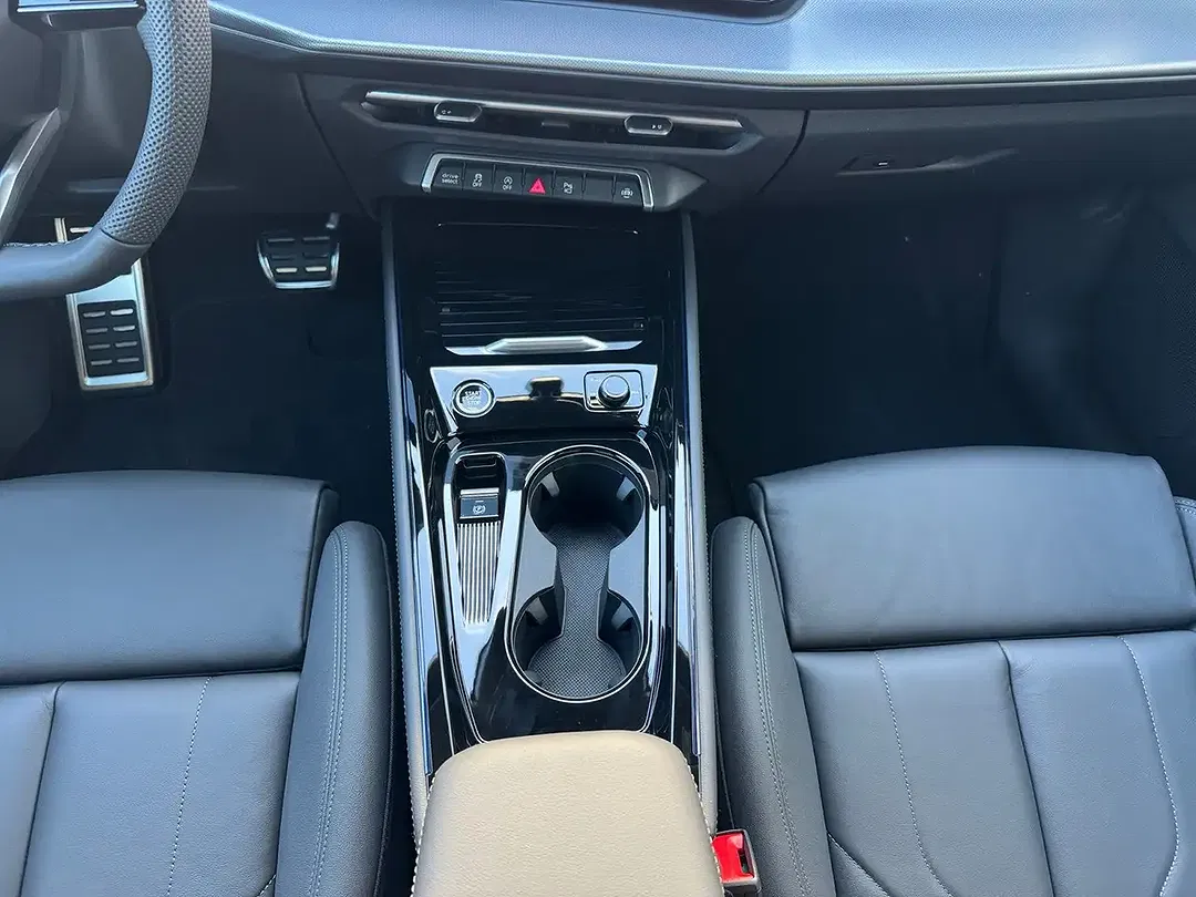 Audi Q3 - Thumbnail 15