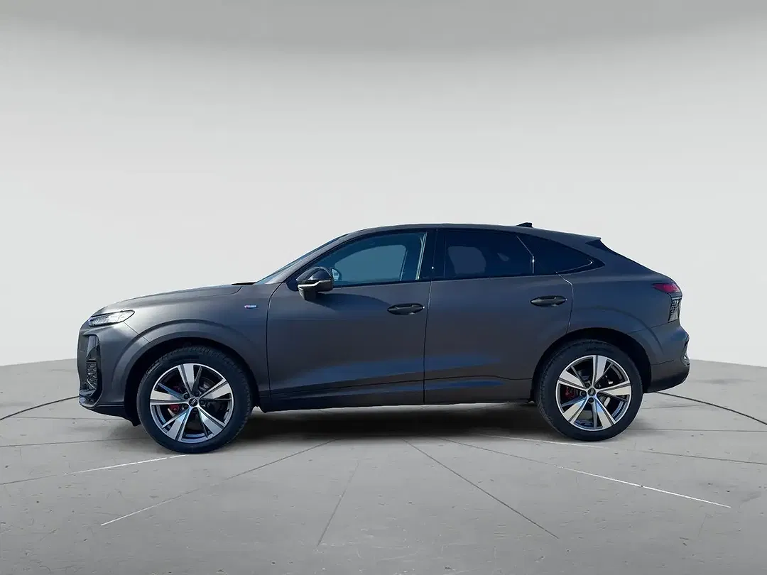 Audi Q3 - Thumbnail 4