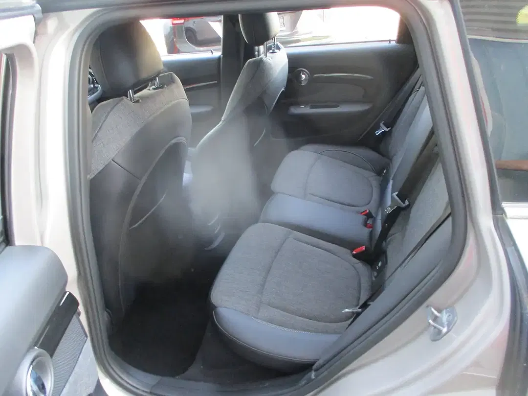 MINI One Clubman - Thumbnail 5