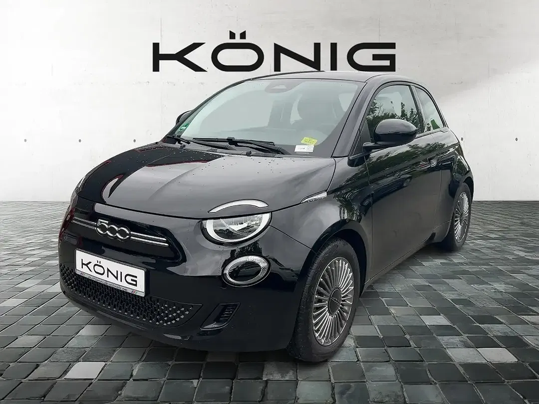 Fiat 500e - Thumbnail 1