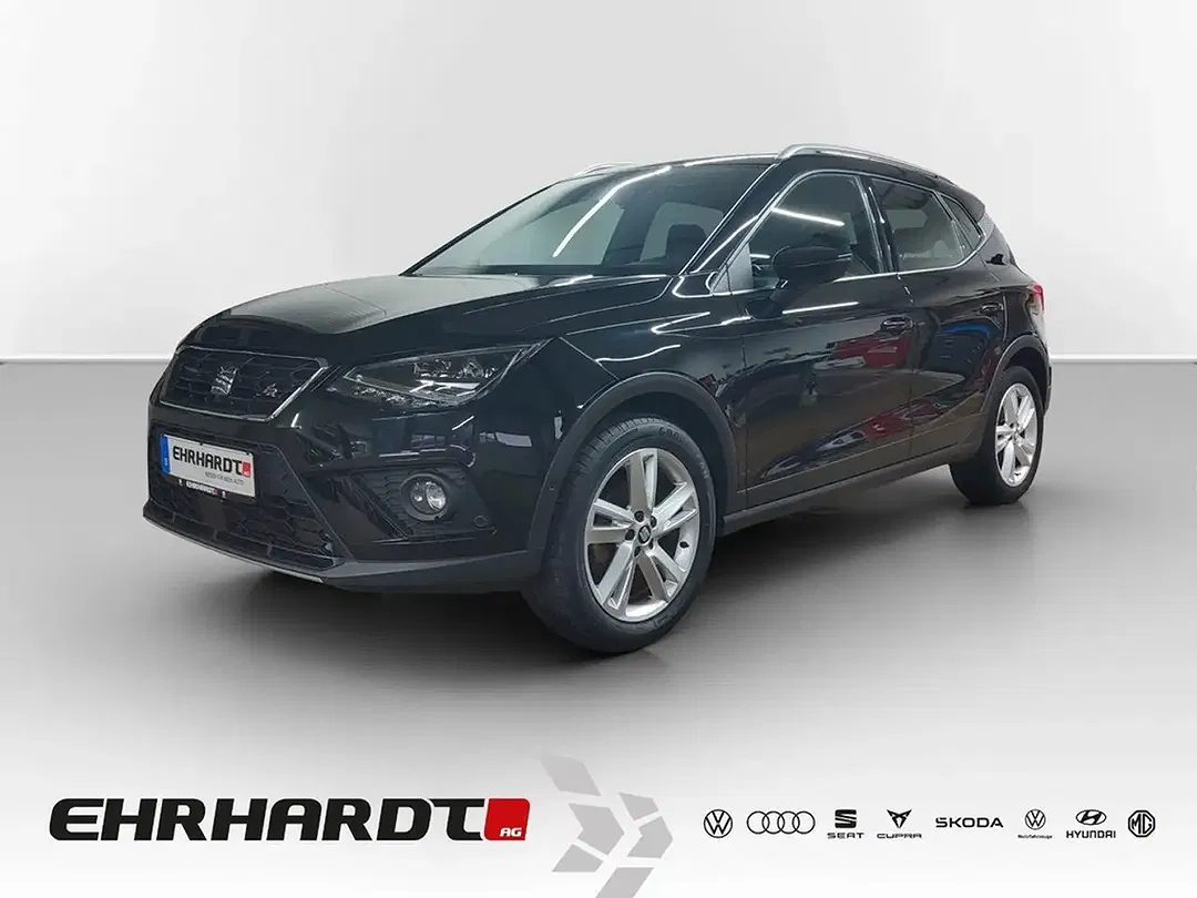 SEAT Arona - Thumbnail 1
