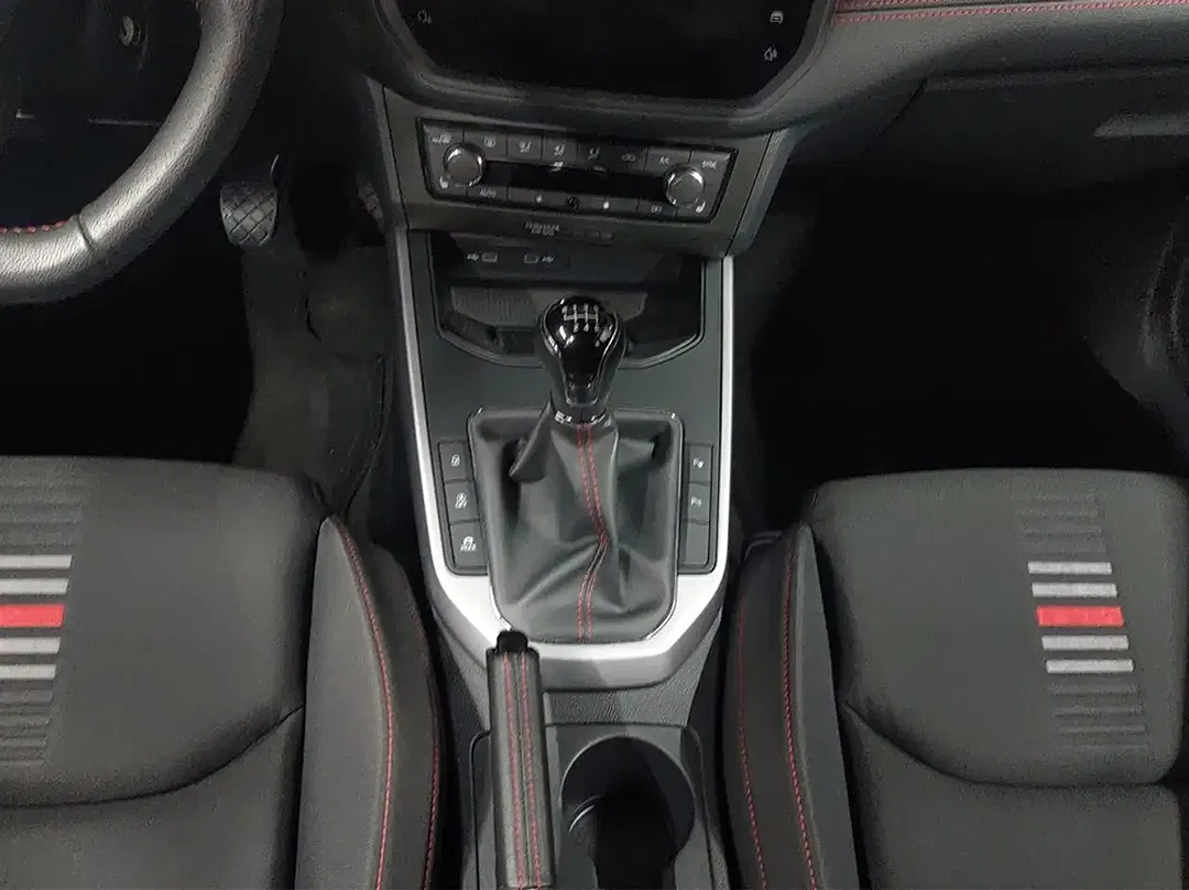 SEAT Arona - Thumbnail 13