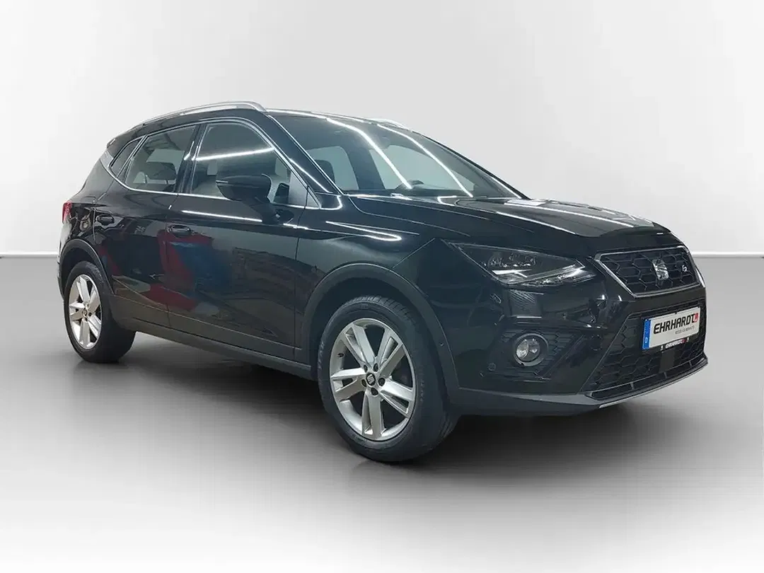 SEAT Arona - Thumbnail 3