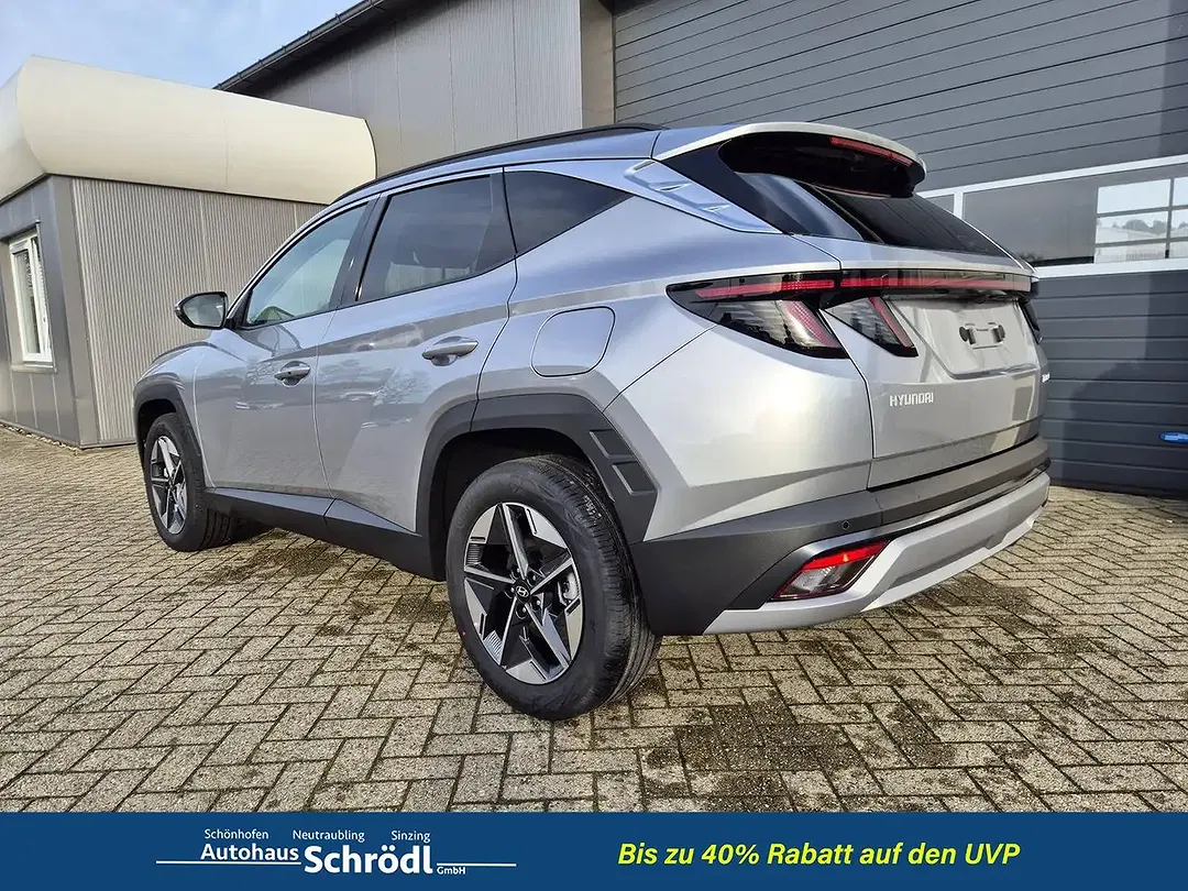 Hyundai TUCSON - Thumbnail 3