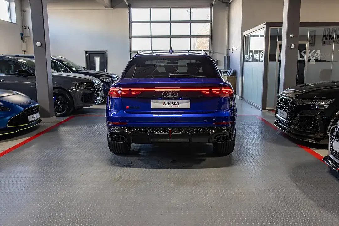 Audi RS Q8 - Thumbnail 10