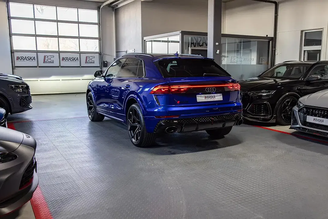 Audi RS Q8 - Thumbnail 11