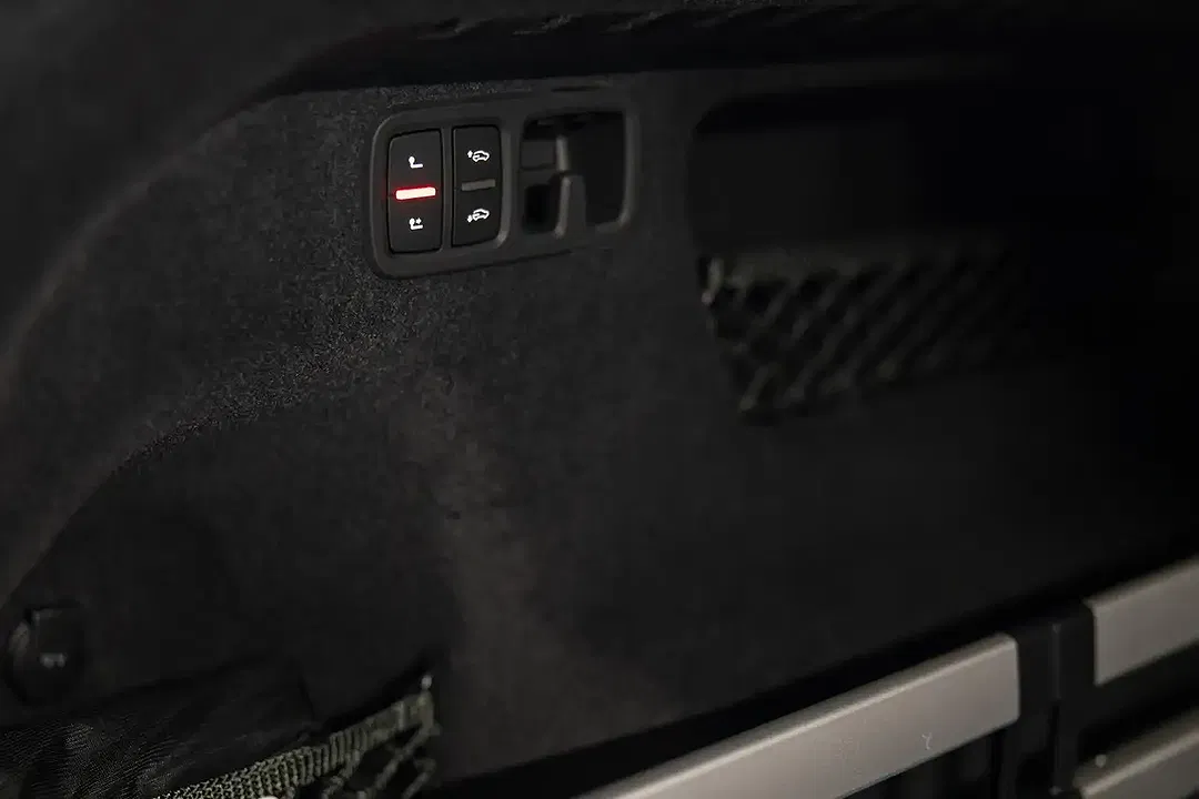 Audi RS Q8 - Thumbnail 14