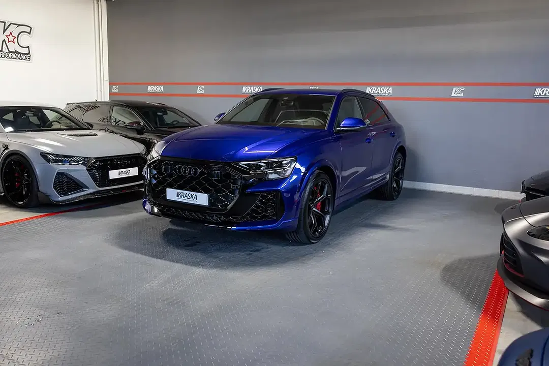 Audi RS Q8 - Thumbnail 5