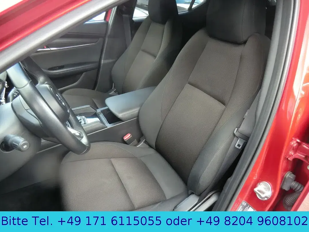 Mazda 3 - Thumbnail 5