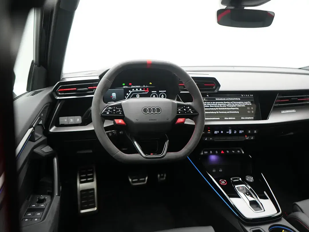 Audi RS3 - Thumbnail 9
