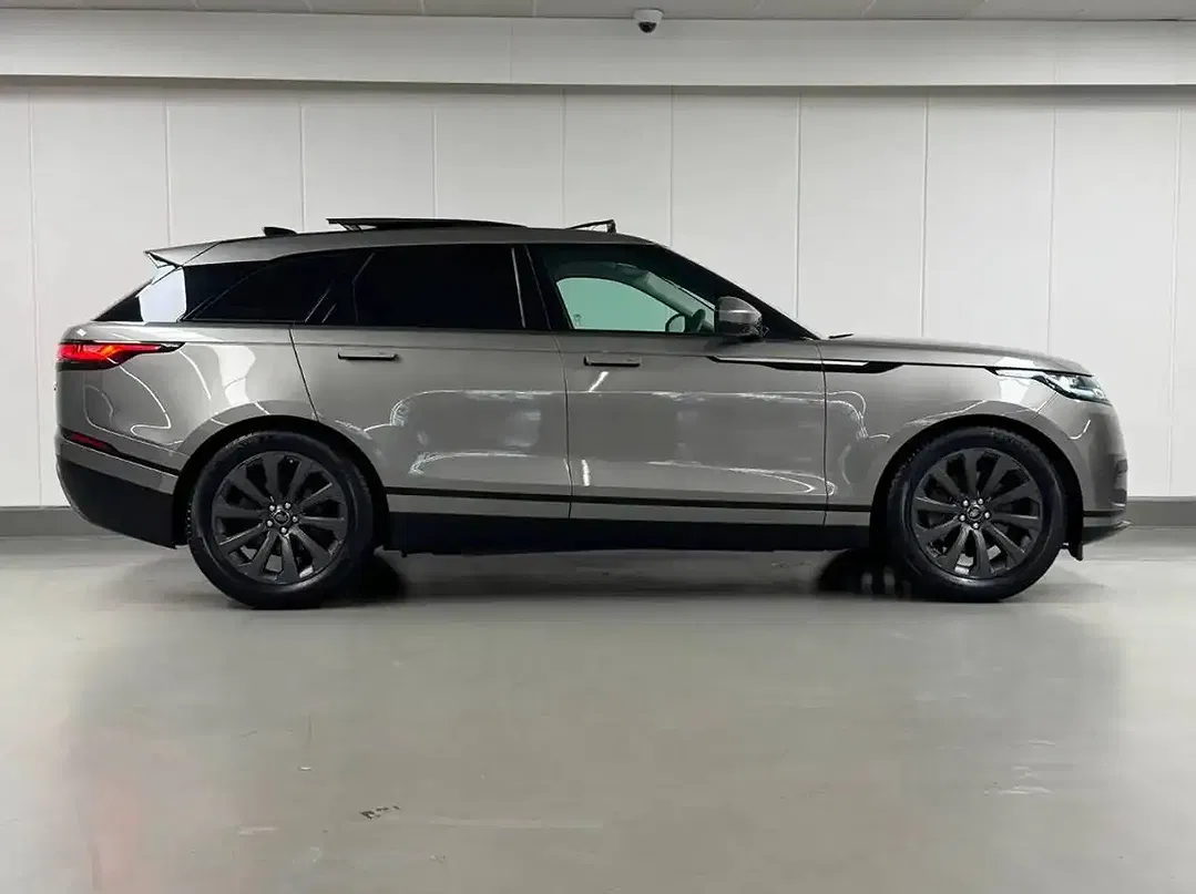 Land Rover Range Rover Velar - Thumbnail 4