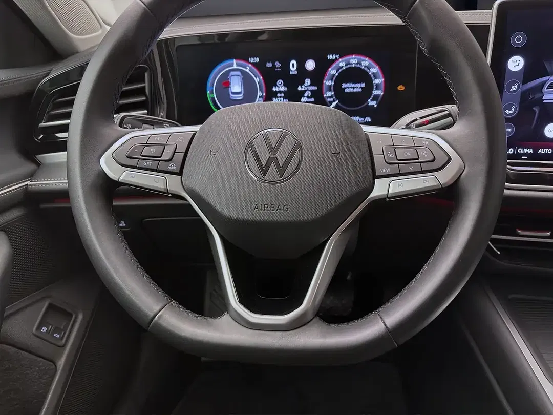 Volkswagen Passat Variant - Thumbnail 13