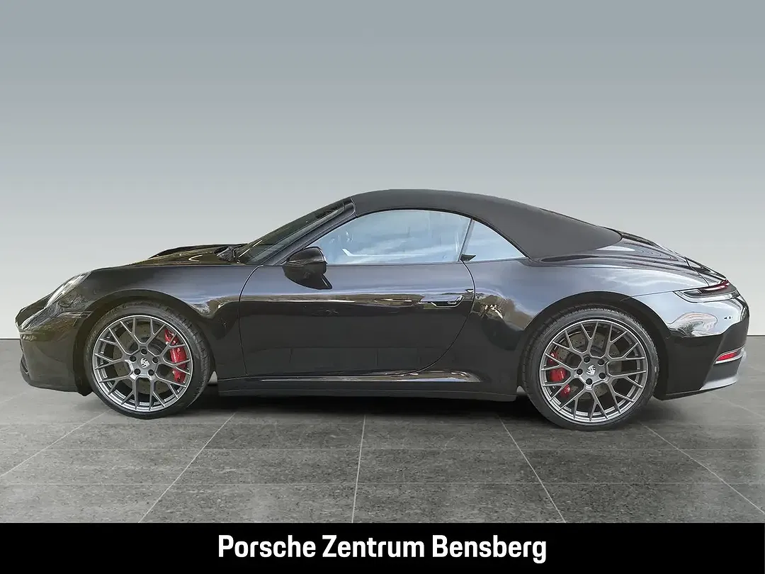 Porsche 911 - Thumbnail 2