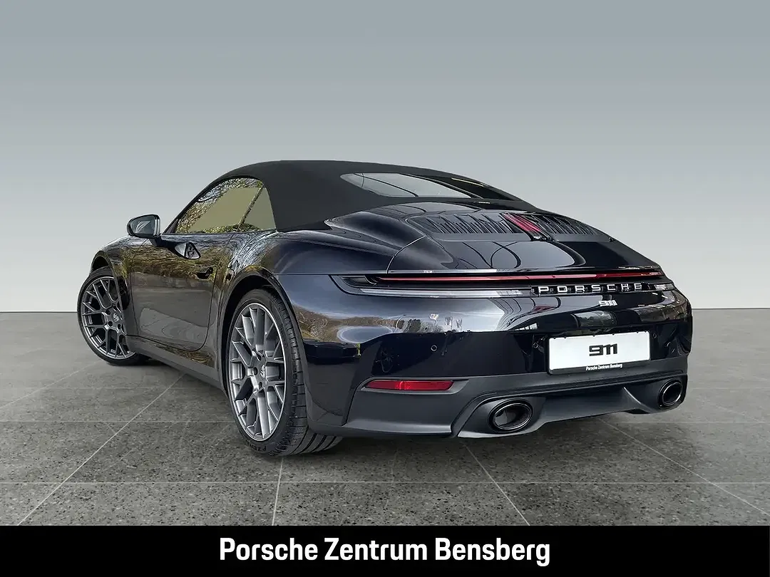 Porsche 911 - Thumbnail 3