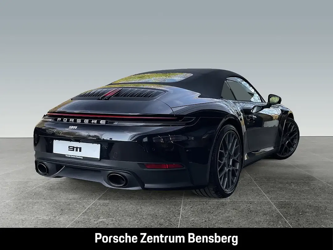 Porsche 911 - Thumbnail 4
