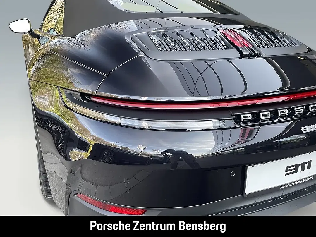 Porsche 911 - Thumbnail 9
