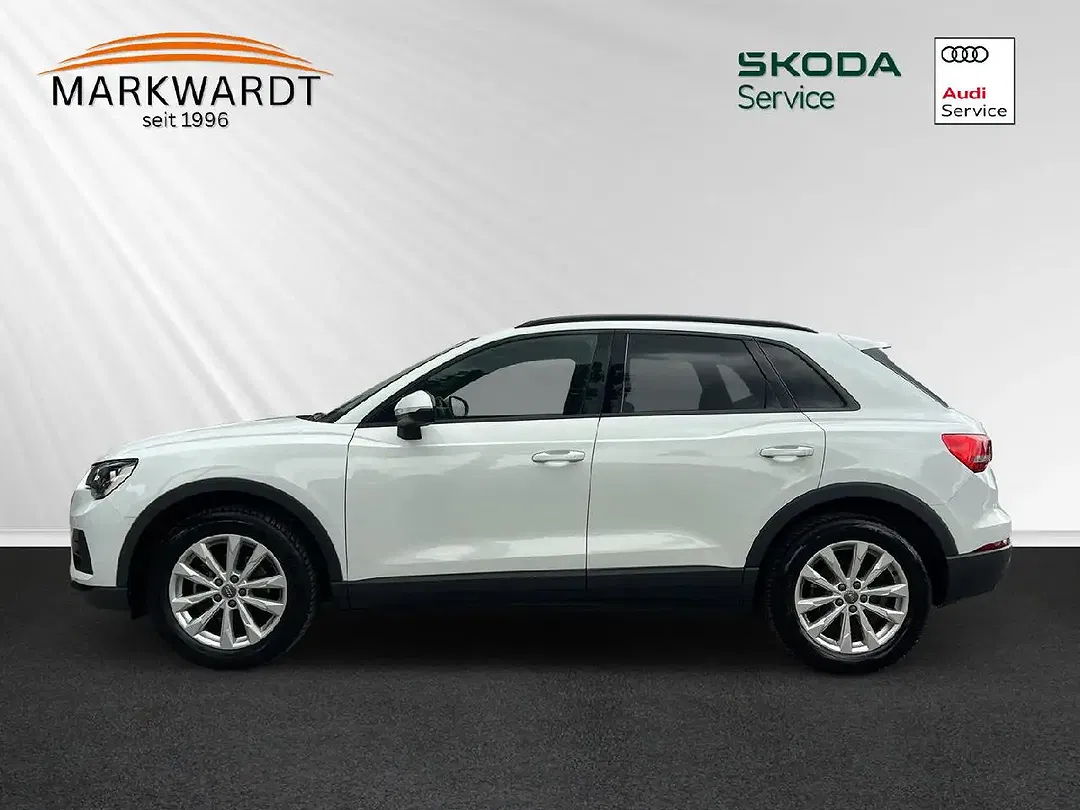 Audi Q3 - Thumbnail 3