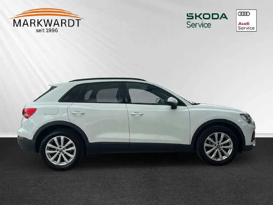 Audi Q3 - Thumbnail 6