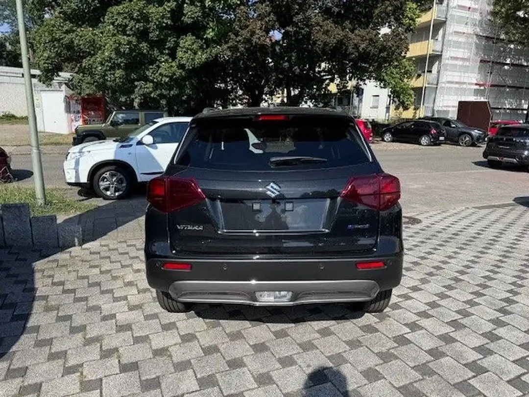 Suzuki Vitara - Thumbnail 6