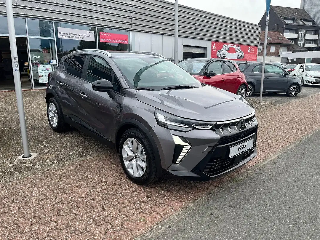 Mitsubishi ASX - Thumbnail 3